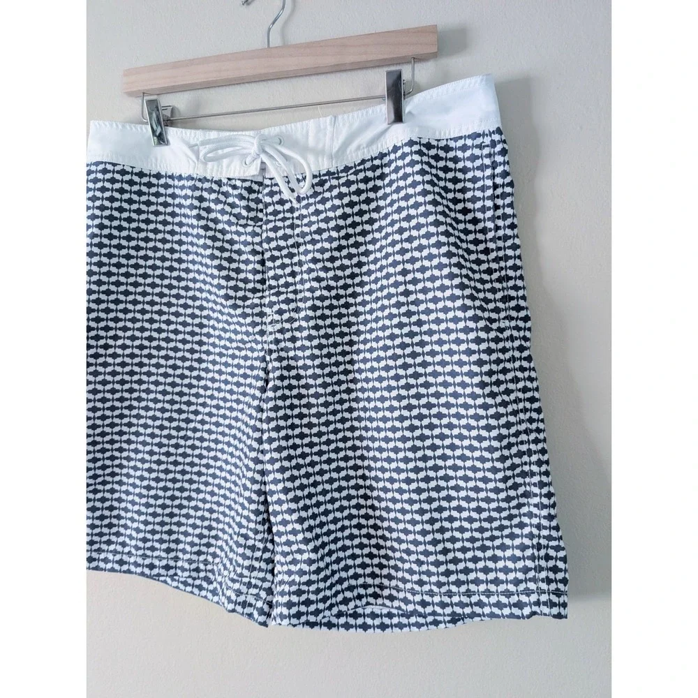 Gap Men's Board Shorts L Navy White Geometric Print Summer Beach Vacation Casual